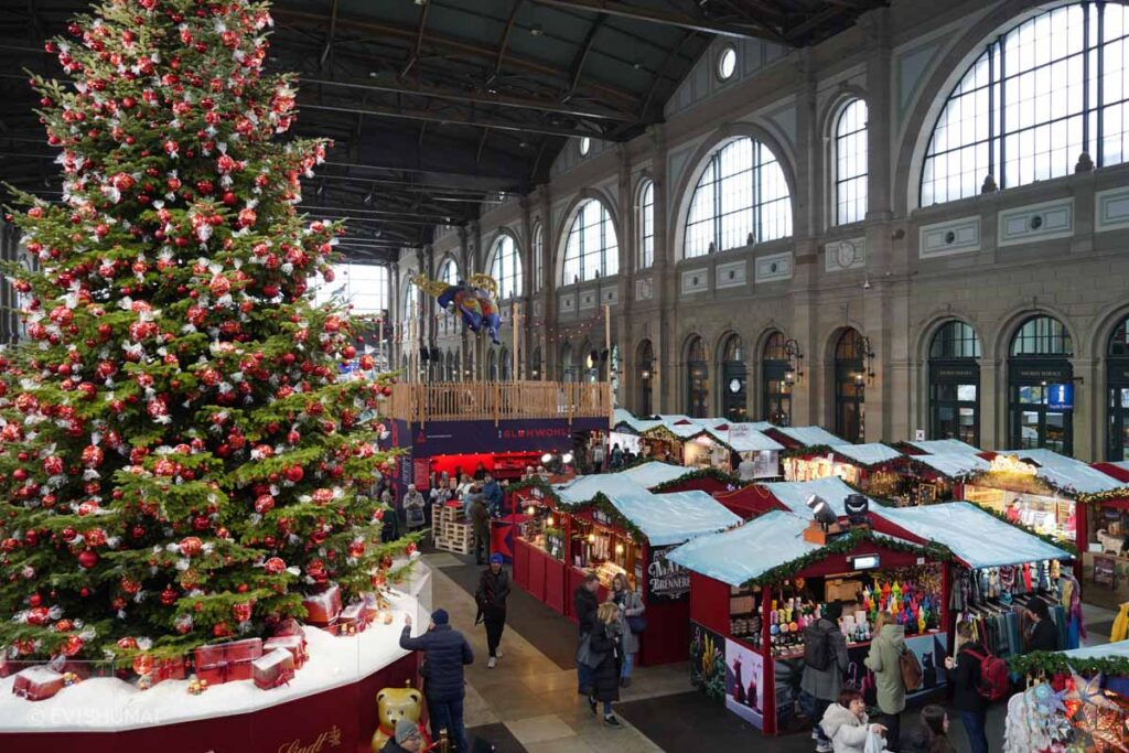 チューリッヒ中央駅クリスマスマーケット